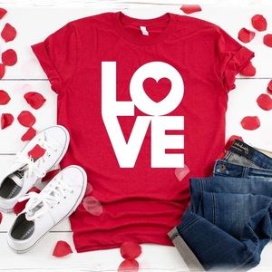 ❤ love women's t-shirt